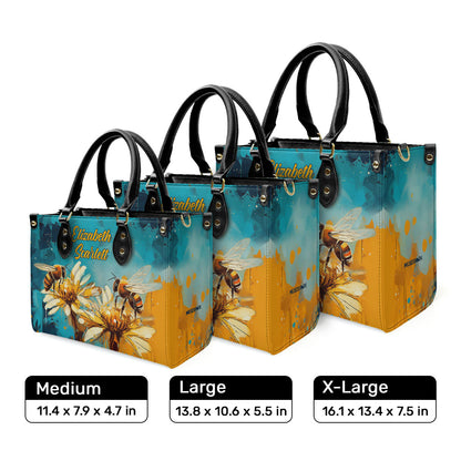 2 Bees And Daisy - Personalized Leather Handbag MS-NH1622B